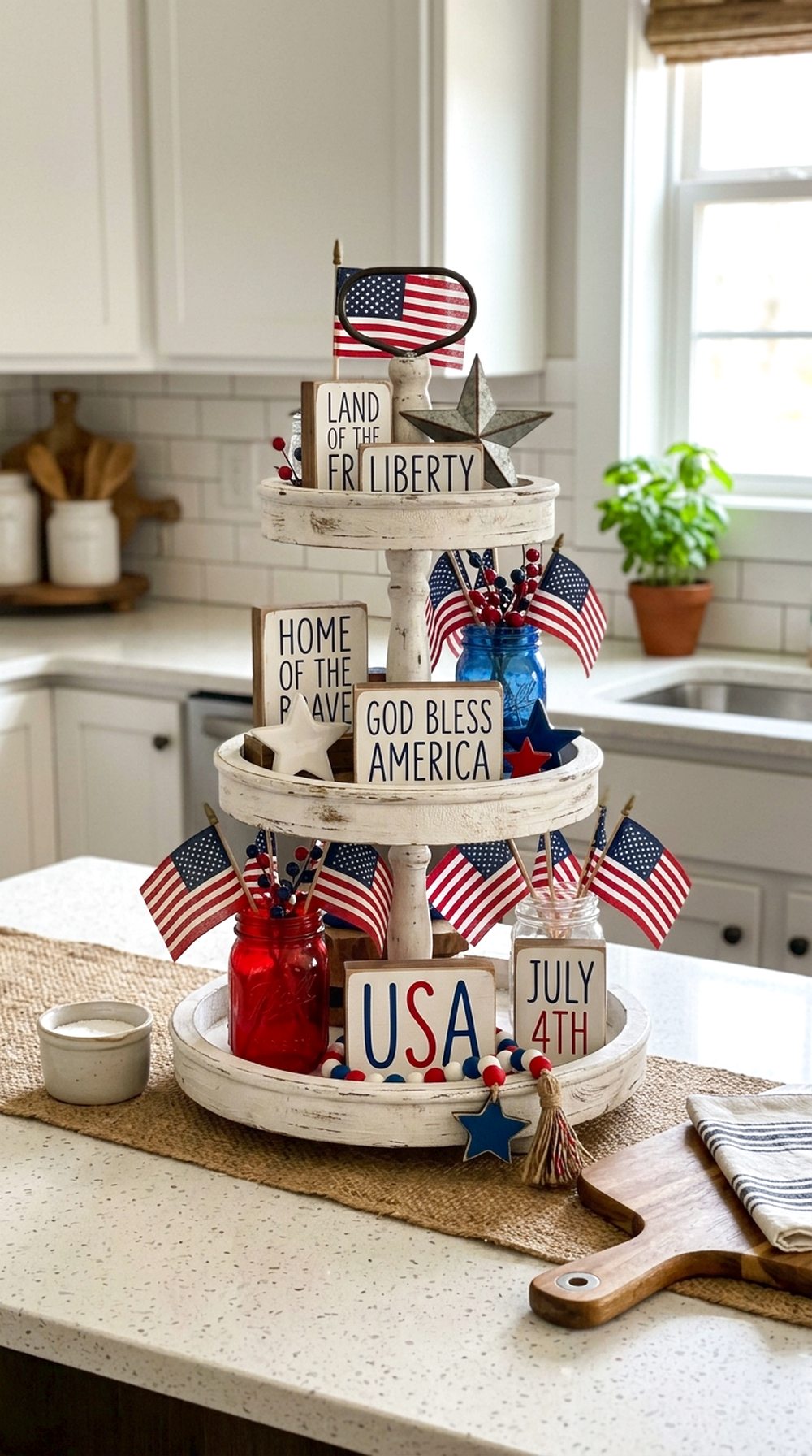 th of July Tiered Tray