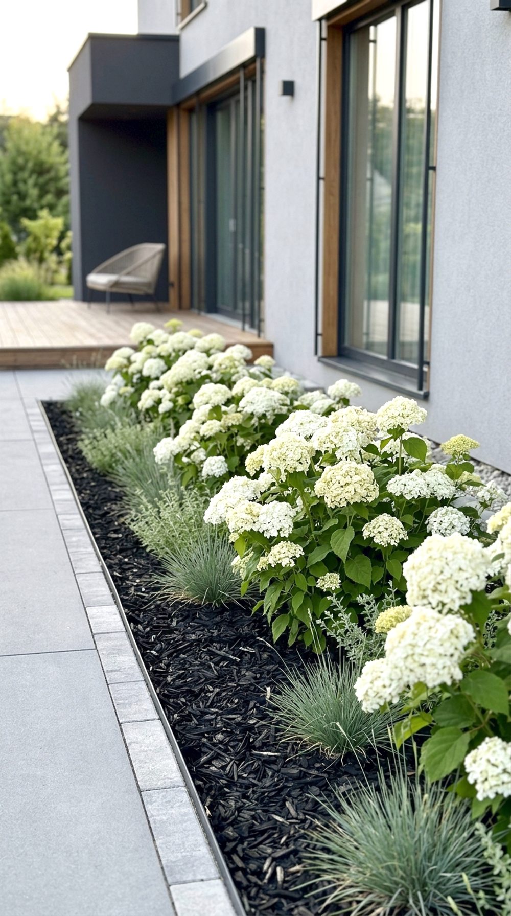 Minimal White Flower Bed